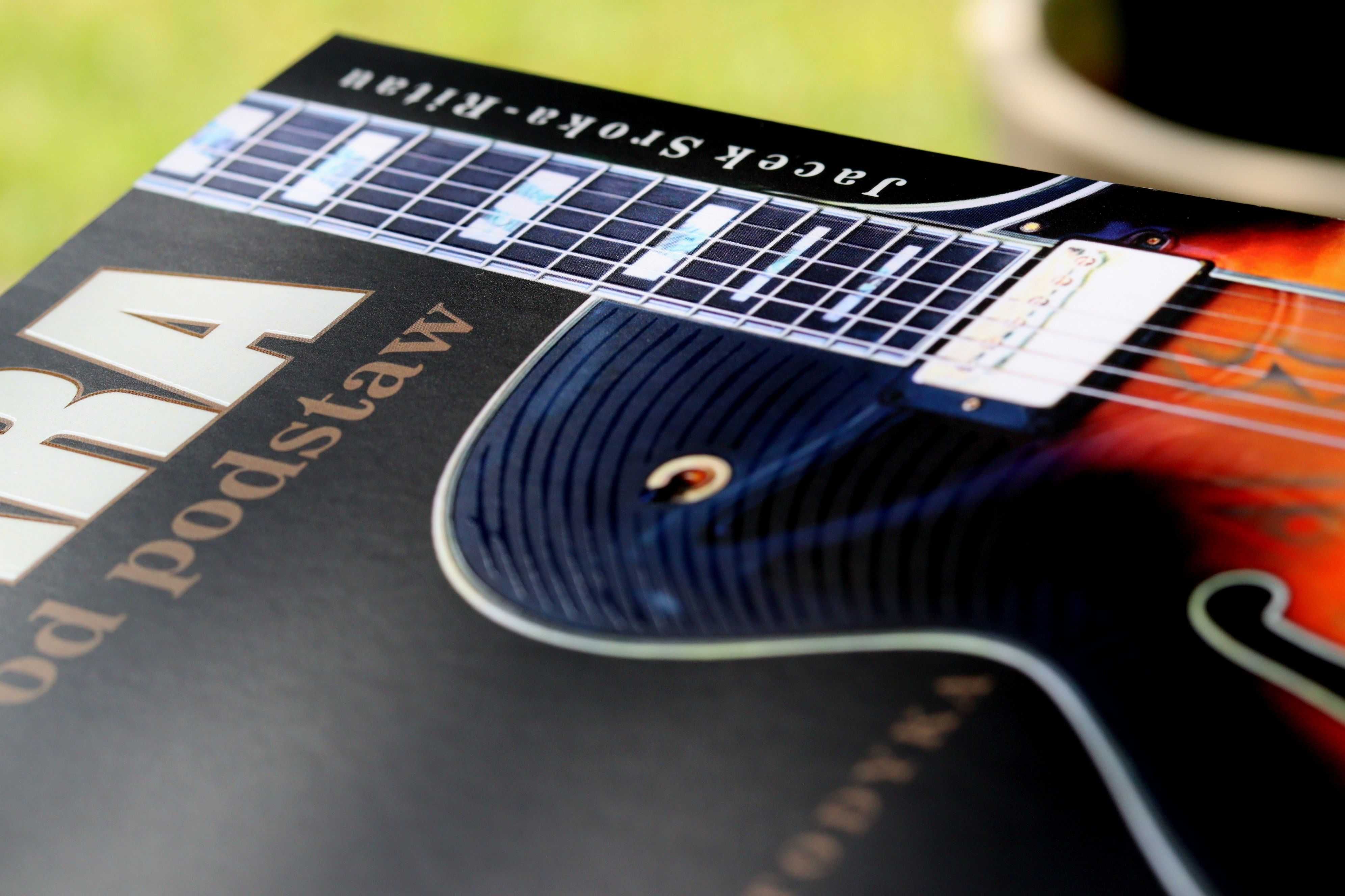 Podręcznik do nauki gry na gitarze Gitara. Zacznij od podstaw.