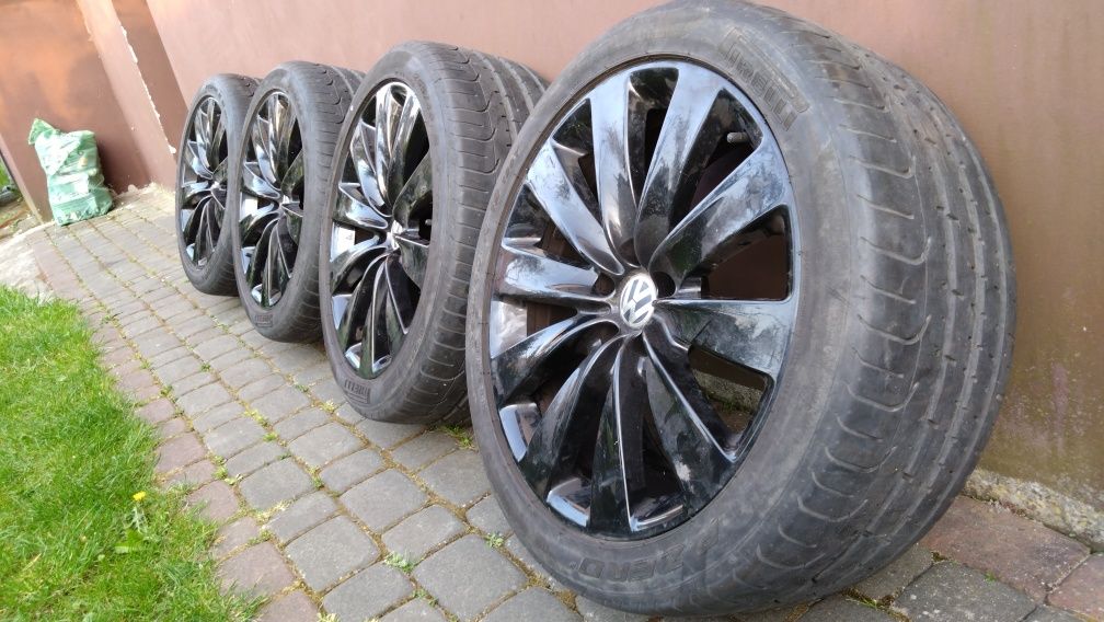 Koła alufelgi 19 cali VW