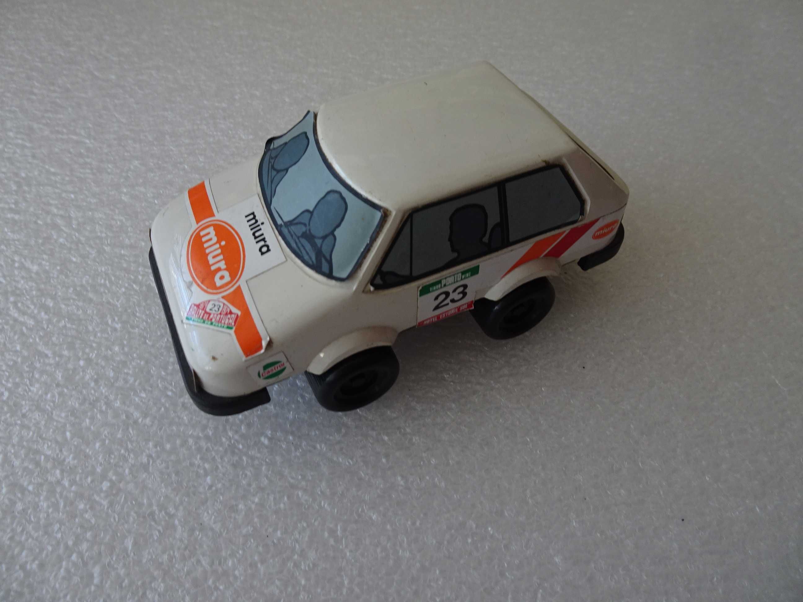 Antigo carro Dinamização - Made in Portugal