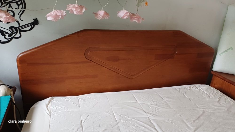 Cama em movel cerne