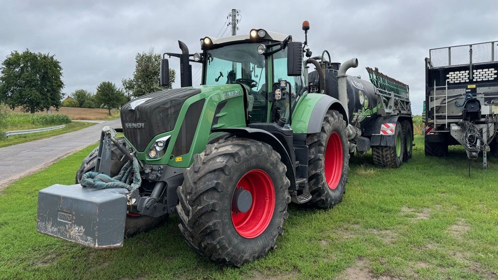 Fendt 826
