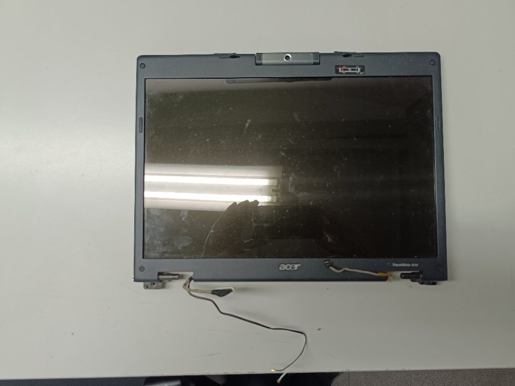 Ecrã Portátil Lenovo e Acer
