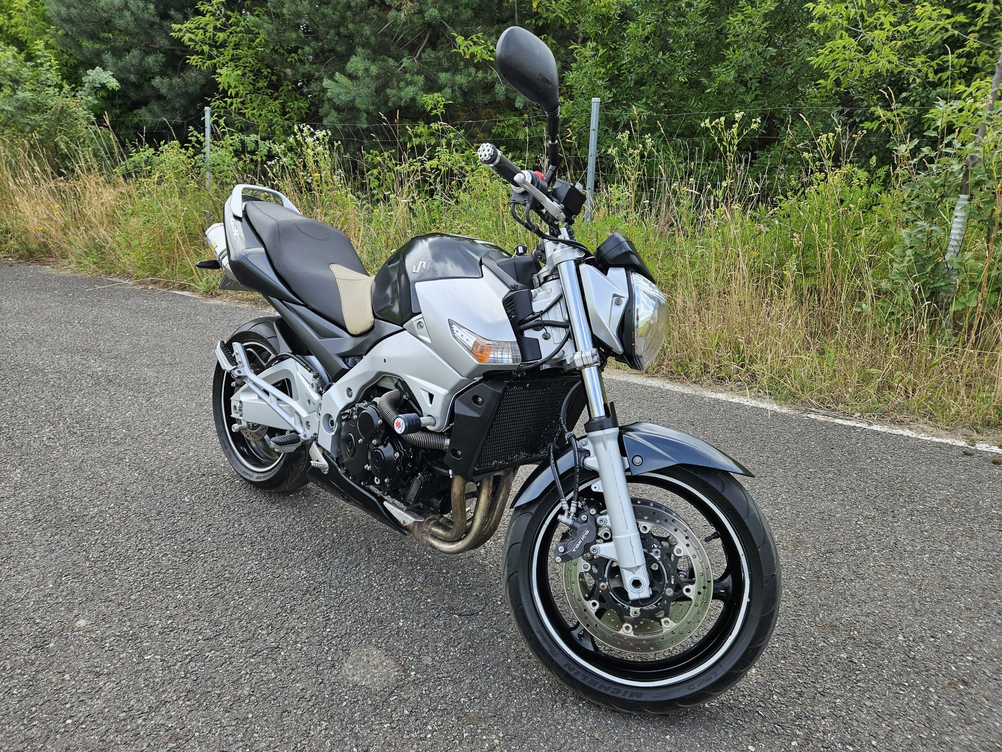Suzuki GSR 600 cm³ 98KM zadbana, 35 tys km, wydech Leo Vince