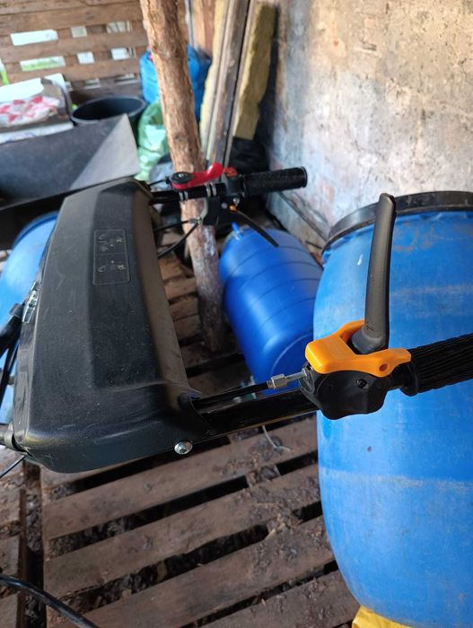 Glebogryzarka McCulloch MFT85 210 R