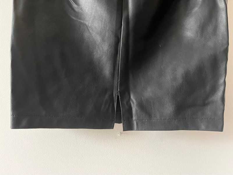 Czarna spódnica eco skóra midi ołówkowa do kolan F&F S 36 M 38