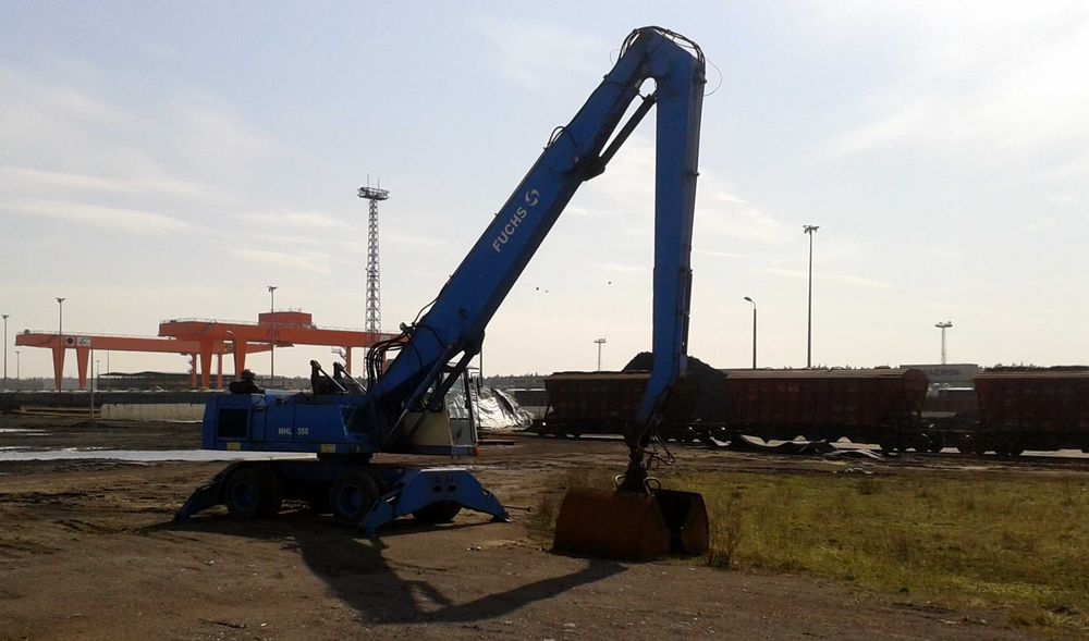 Wynajem koparki kołowej, przeładunkowej Fuchs MHL 350