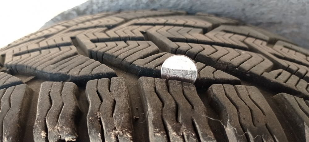 Alufelgi od Audi /VW/Porsche Cayenne 5x130 R 18  opony zimow