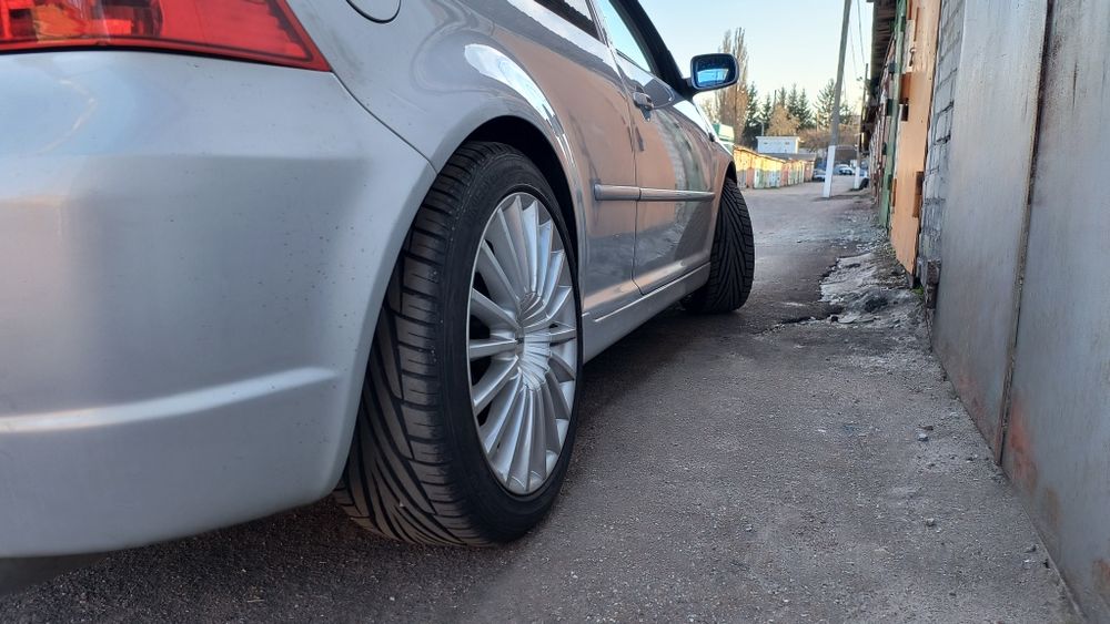 Диски Ronal R39 R17 5x100 8J ET35 з шинами Uniroyal Rain 225/45
