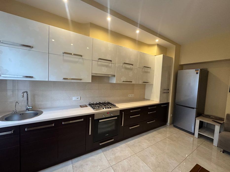 Оренда затишного котеджу в чудовій локаціі район 12 школи.