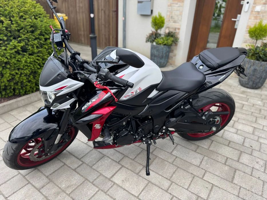 Suzuki GSX GSX-S*750*Prywatnie*MałyPrzebieg*WydechArrow*Led