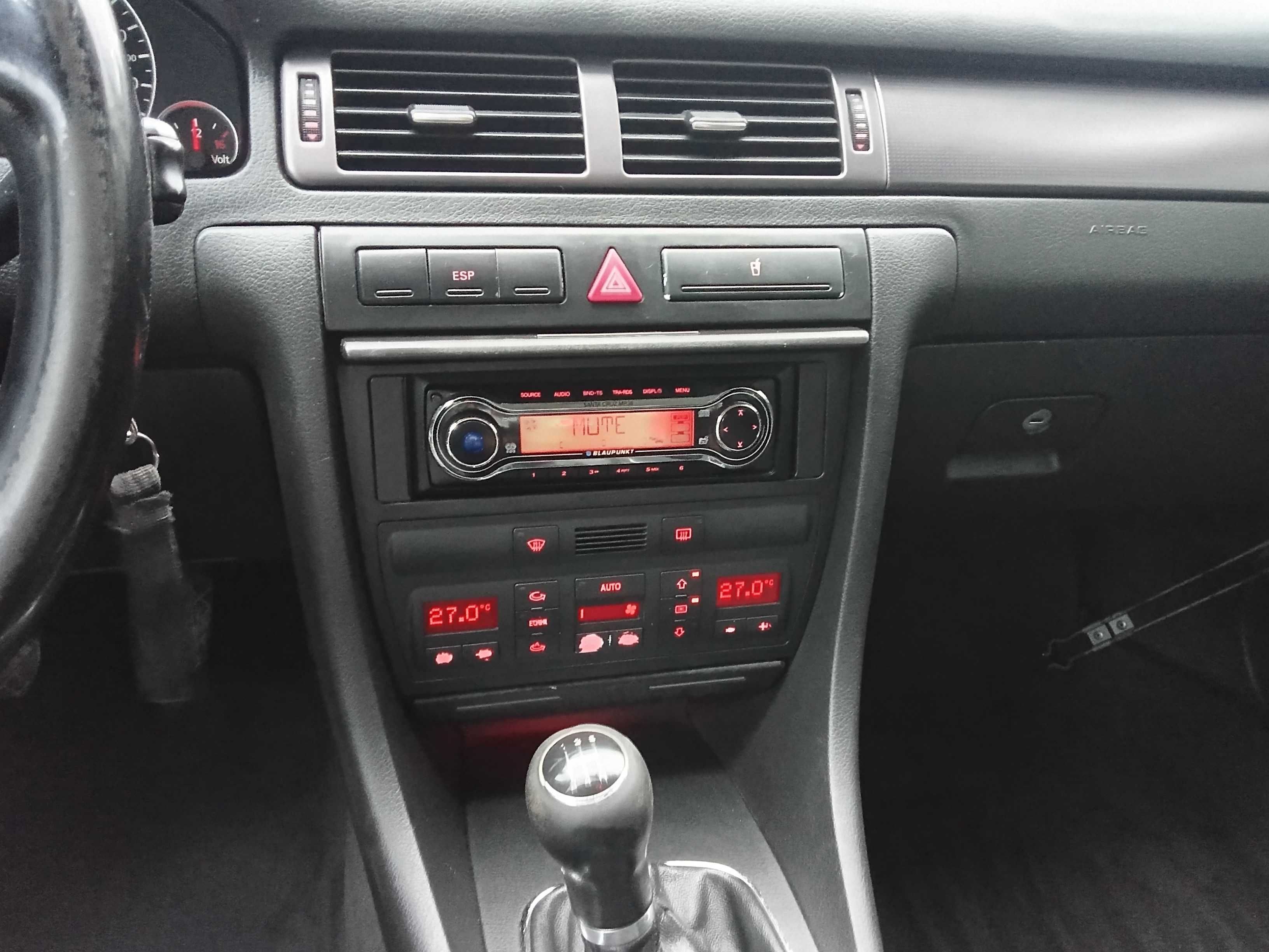 Audi A6 C5 2004 srebrny