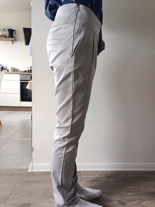 Spodnie eleganckie z kokardą rozm. L Freesia