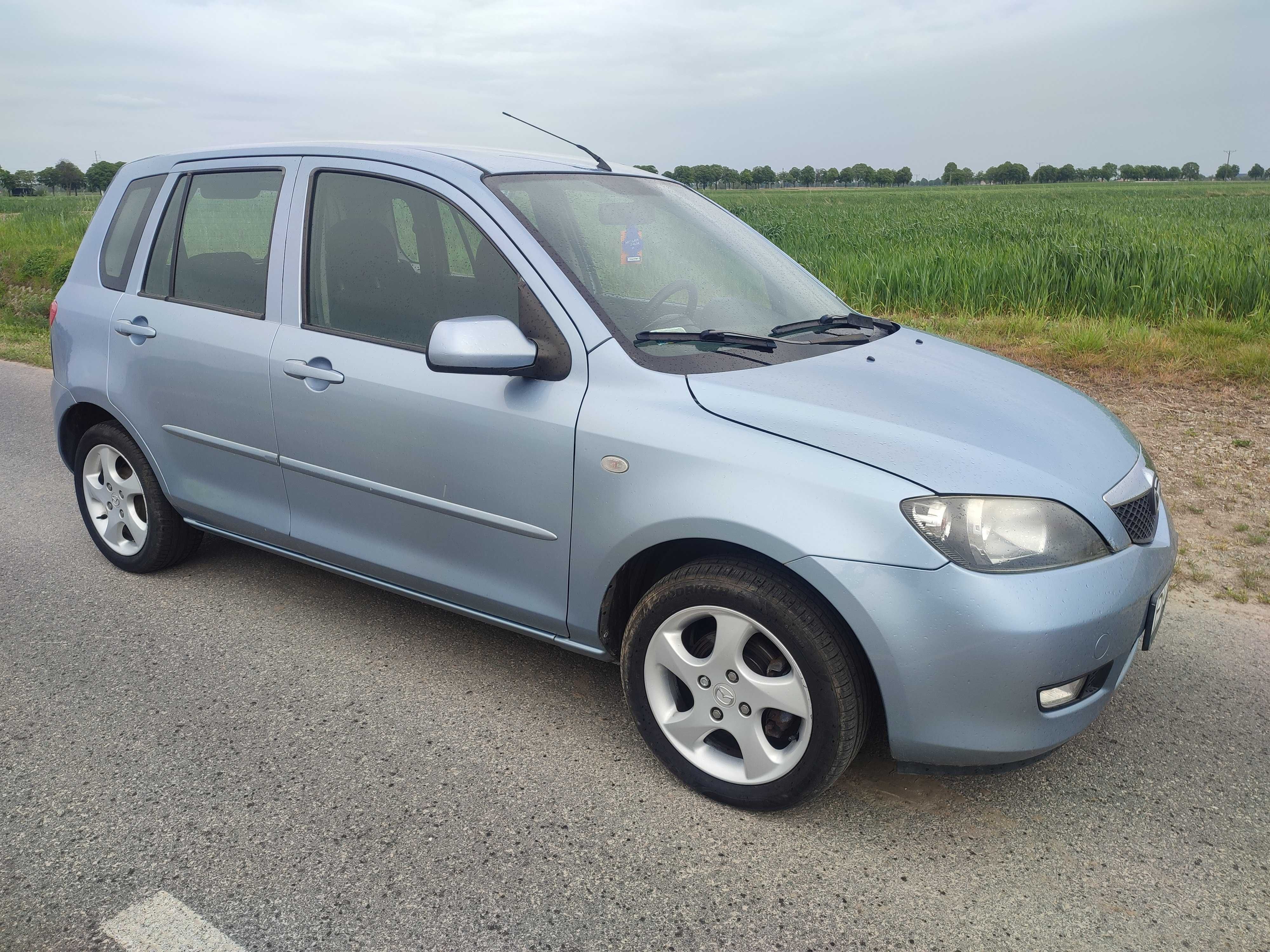 Mazda 2  1,2 benzyna 75 KM 2005 r.  Możliwy KREDYT.