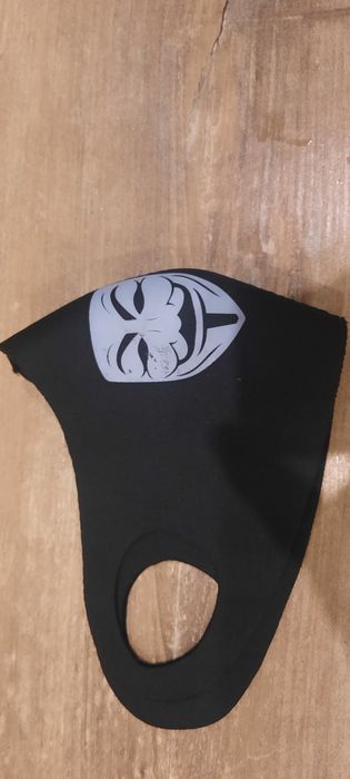 Maseczki ochronne wielorazowe. TYP 2, dwa rodzaje.