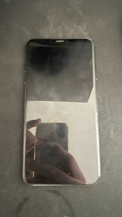 iPhone XS Max - 64GB