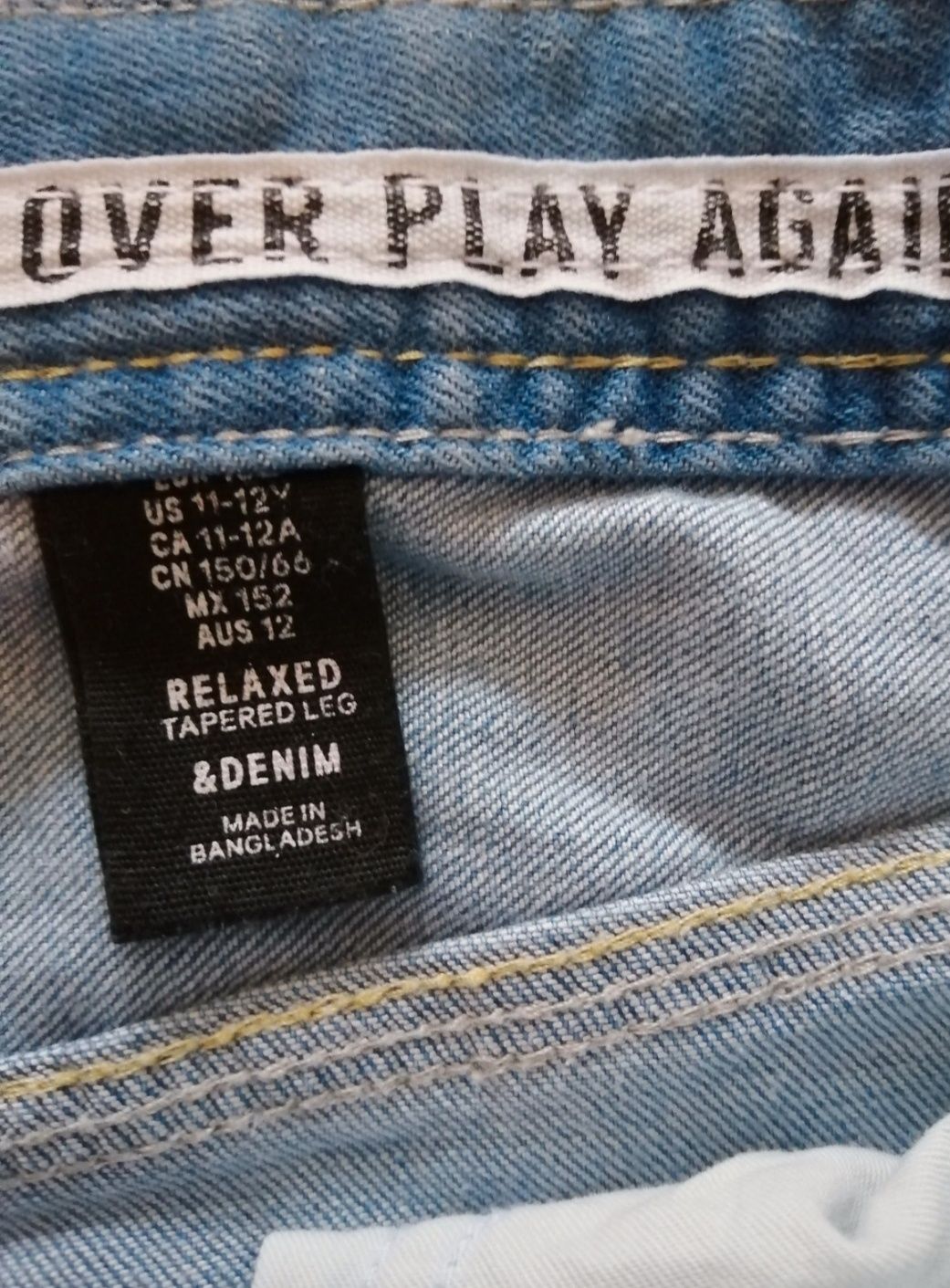 H&M jeansy dżinsy spodnie przetarcia dziury 152