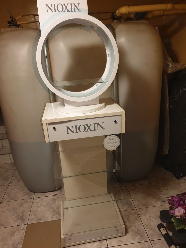Półka na kółkach Nioxin