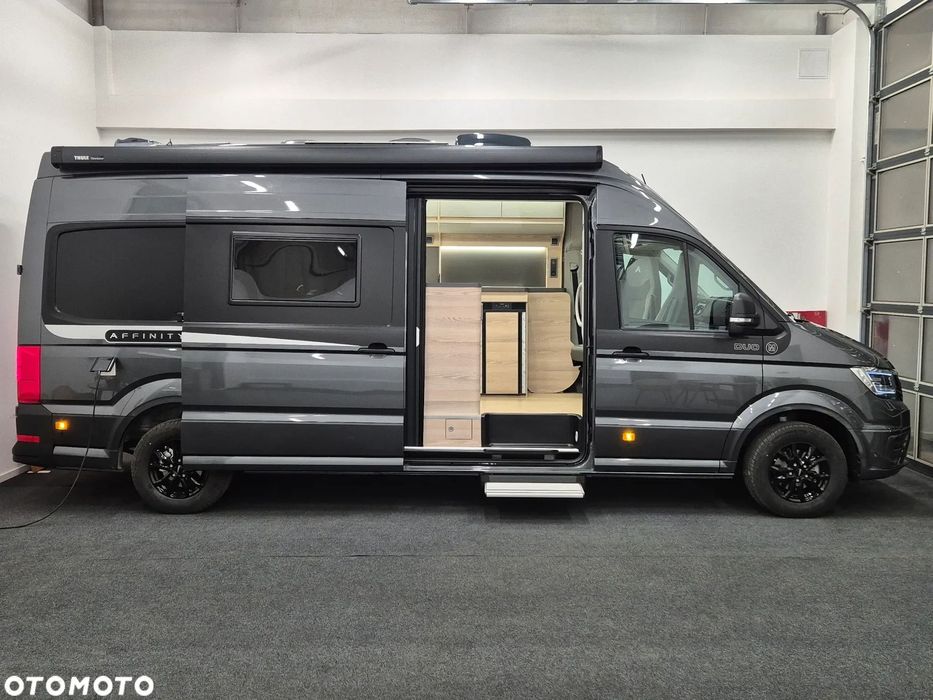 Affinity M DUO  Automat, 180KM, podwójna podłoga, zimowy, solary, markiza, 200l wody