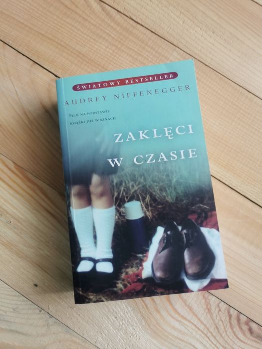 Książka „Zaklęci w czasie" Audrey Niffenegger