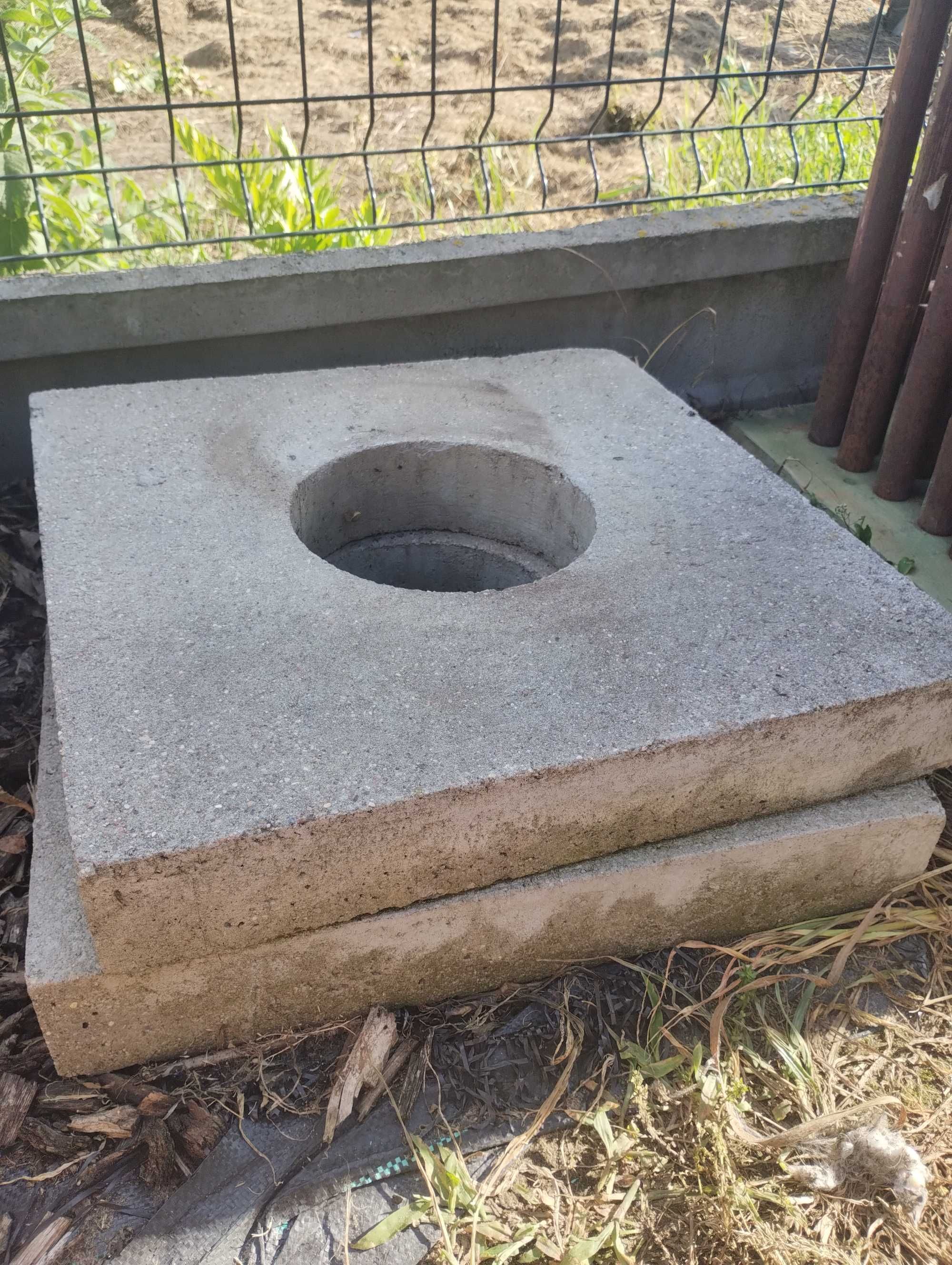 Obudowa betonowa/Skrzynka uliczna zasuwy żeliwna
