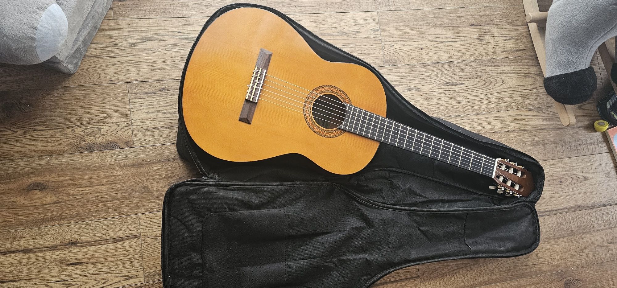 Gitara Yamaha CGS104A