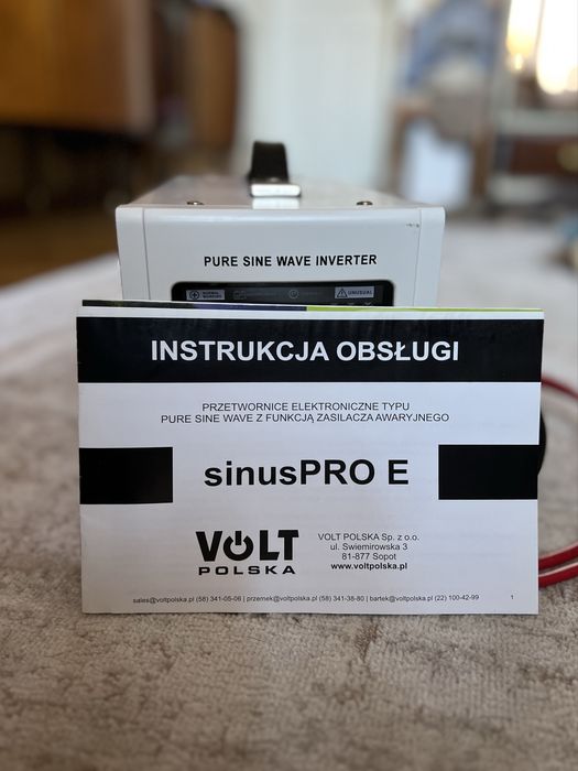 Volt Polska SINUS PRO 1000E 12V/230V ДБЖ