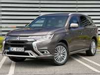 Mitsubishi Outlander PHEV Hybrid 2.4 Benzyna 224 konie 2020r