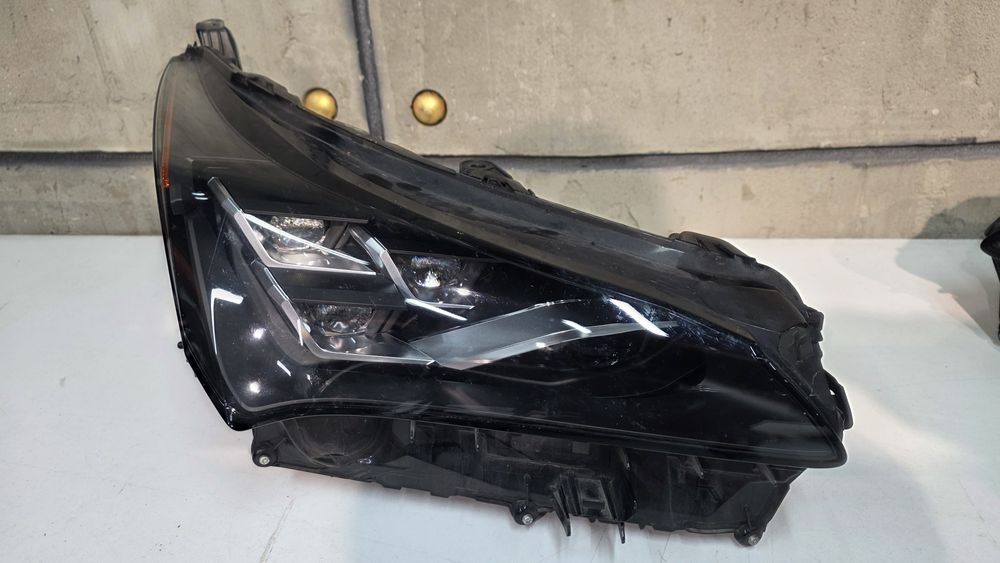 Lexus NX 2018+ фари рестайлінг Full LED оригінал