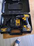 Wkrętarka Dewalt DCD780