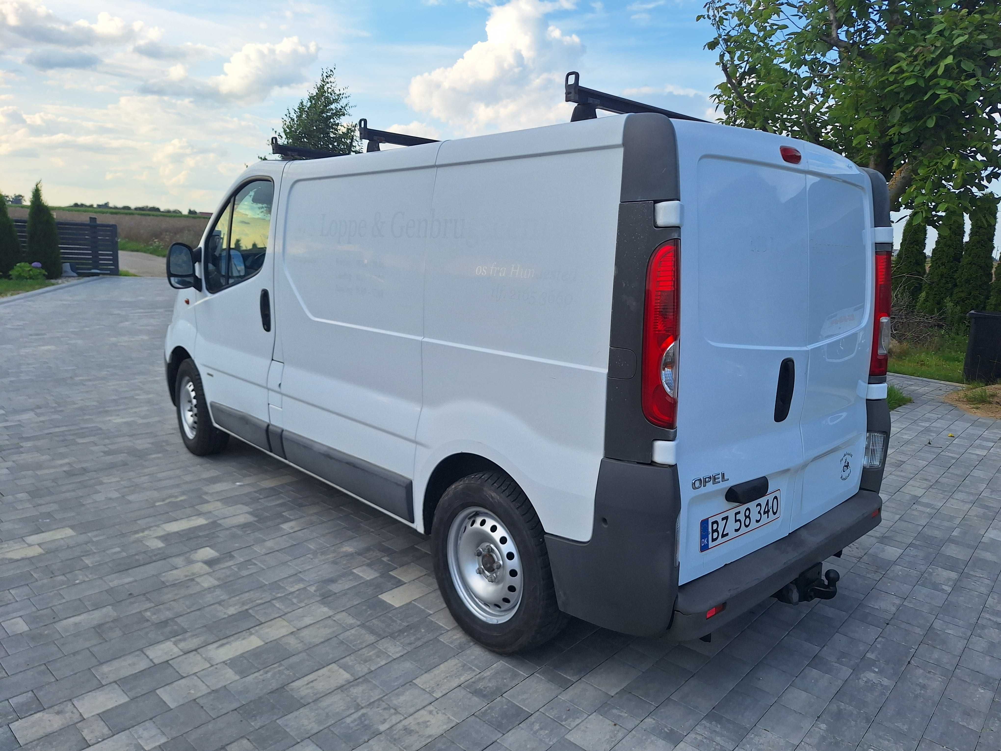 Opel Vivaro /Trafic 2.0 diesel ,klima webasto bdb stan