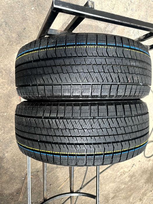 Шины Demo 225 50 R 18 Bridgestone Blizzak VRX 2 Пара зима Япония