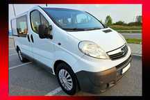 Opel Vivaro 2.5 CDTI 115KM – OSOBOWY – HAK – KLIMA - Nowy Silnik Skrzynia Sprzęgło