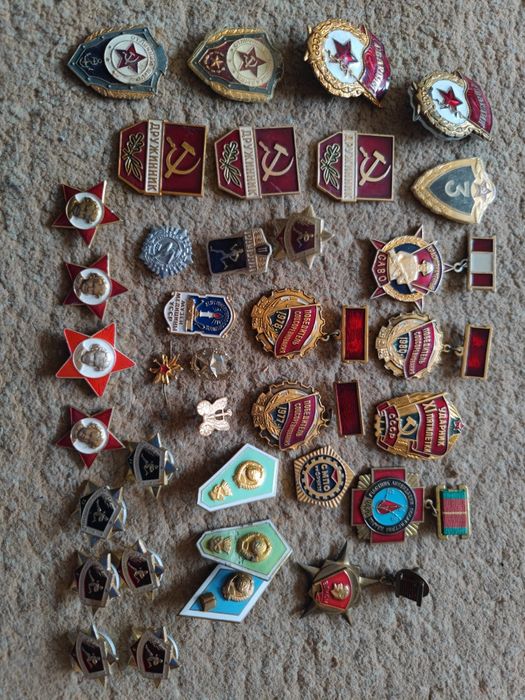 Знаки тяжёлый металл, эмаль, серебро ссср в отличном состоянии