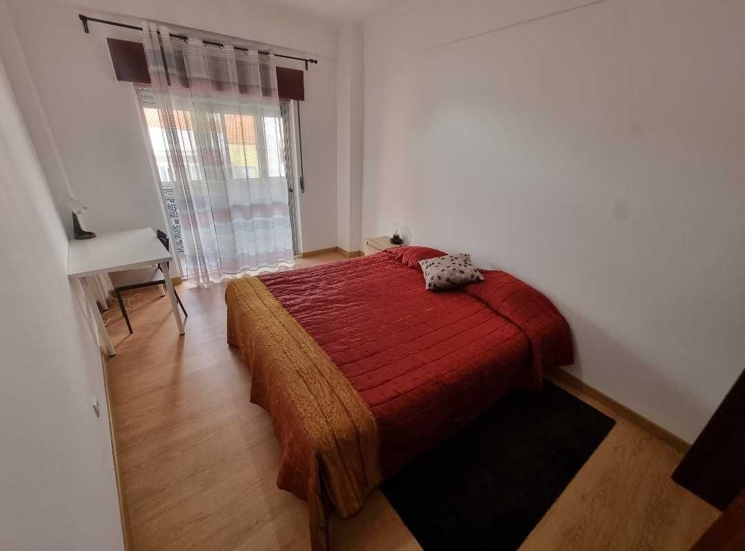 Quartos para Arrendar (Setúbal)