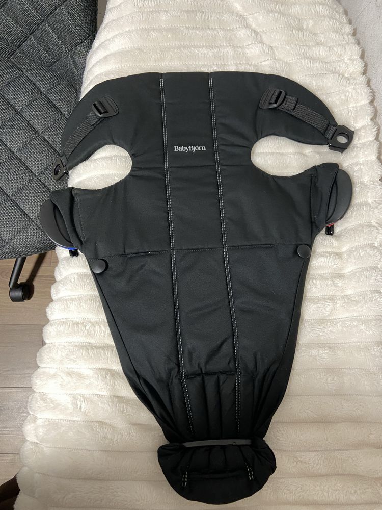 Слінг-переноска BabyBjörn Mini — ідеальний для новонароджених