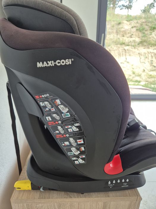 Fotelik samochodowy Maxi Cosi 9-36