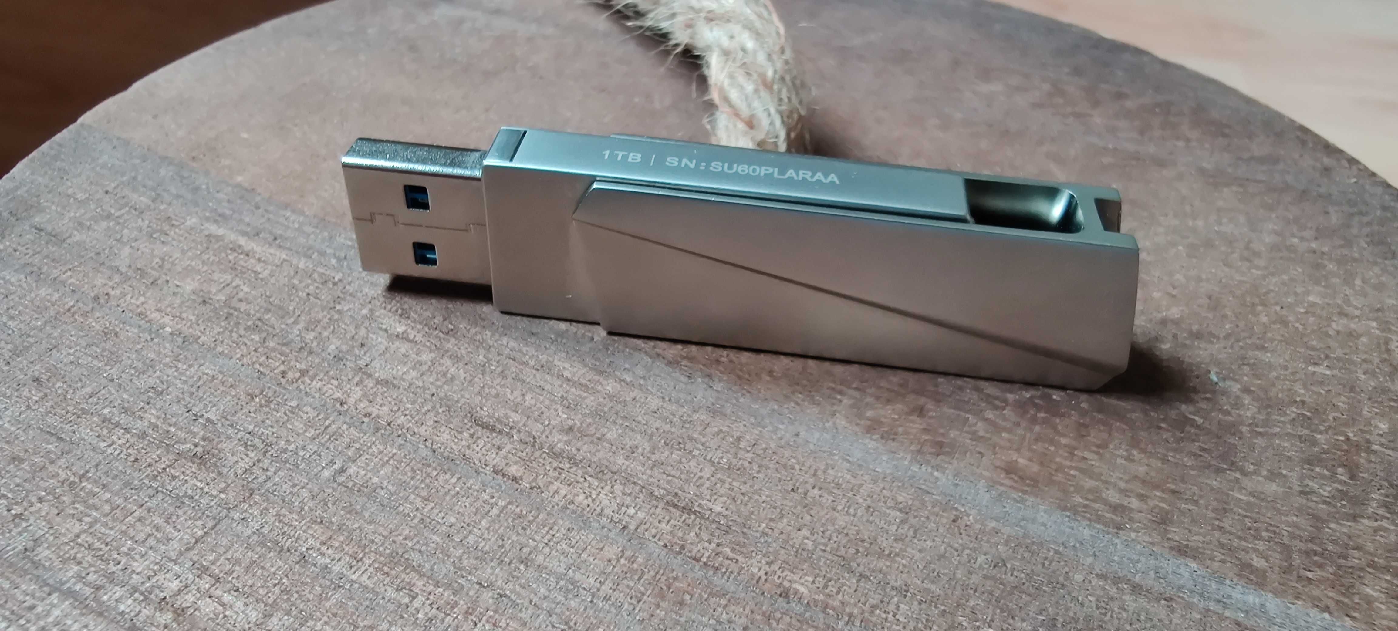 Pendrive 1TB EAGET USB-C USB 3.1 2w1 550MB/s - Przenośny SSD