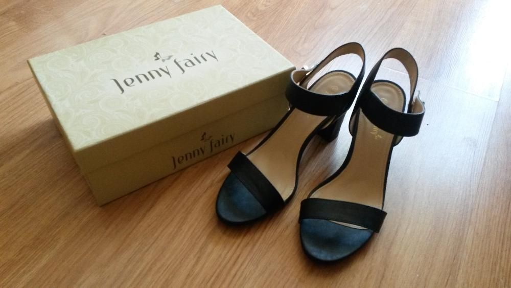 sandałki na obsasie, sandały na słupku, rozmiar 40 nowe