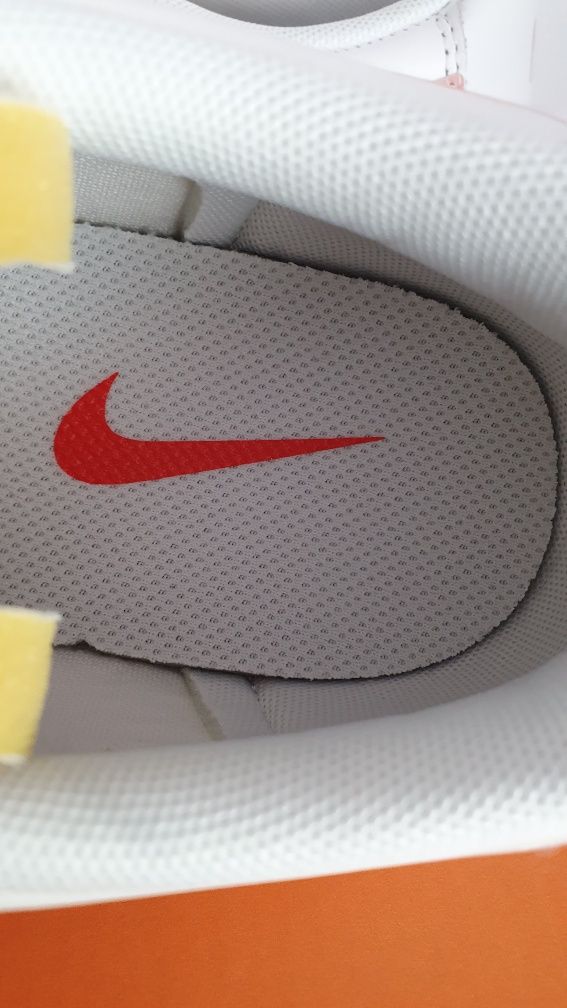 Sneakersy nowe modne Nike Blazer Rozmiar 40.5
