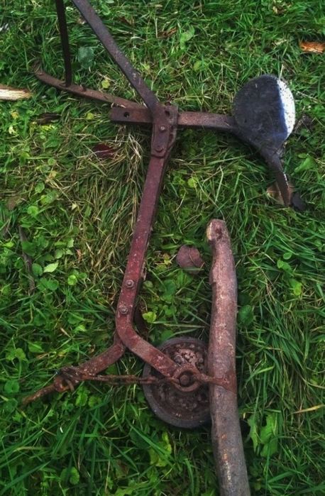 Плуг обгортач кінний