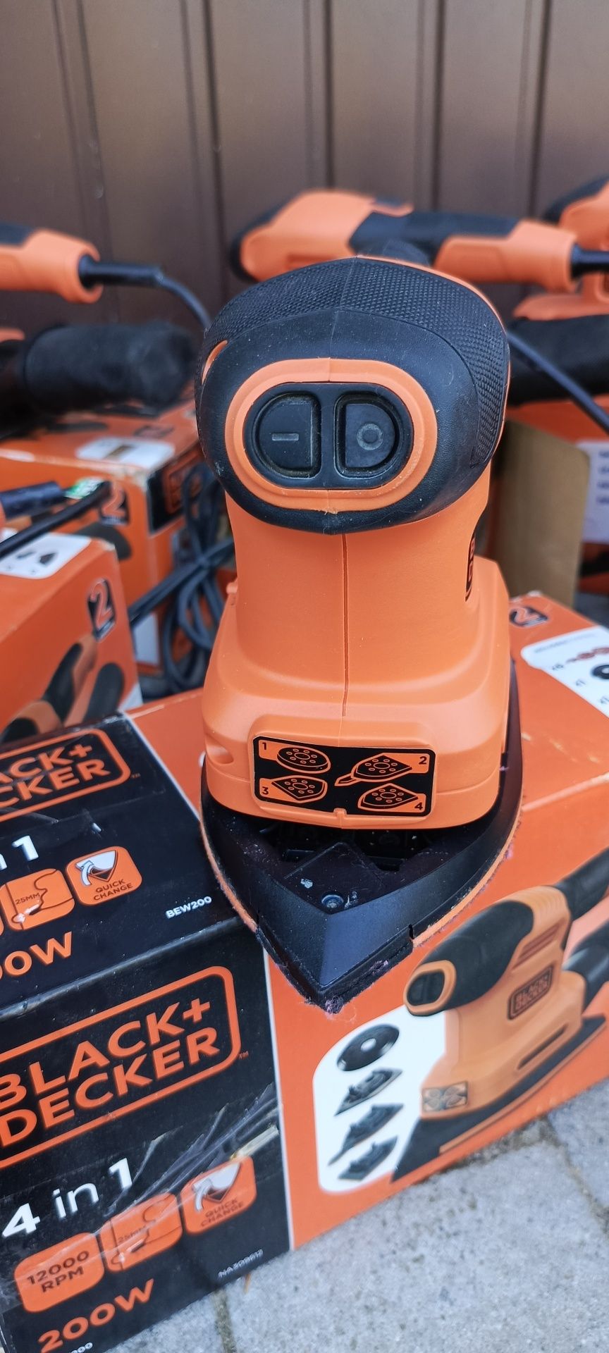 Szlifierka oscylacyjna mimośrodowe delta Black decker