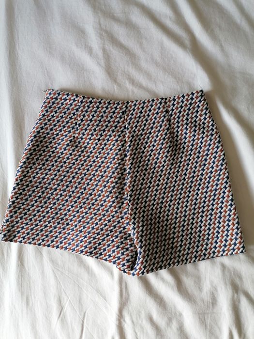 Calções tricolor Zara Tam. XS