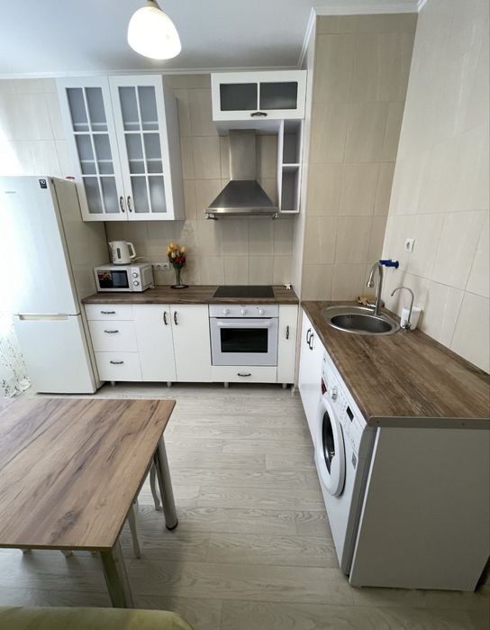 Сдам отличную однокомнатную квартиру на Таирова