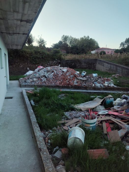 Entulho de obras gratuito – zona do Vale, Santa Maria da Feira