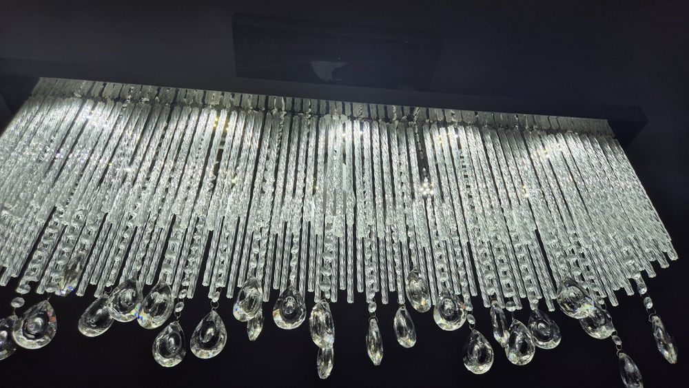 Żyrandol kryształowy podłużny