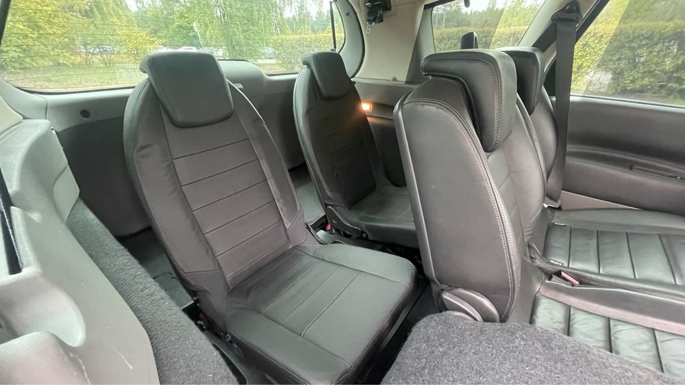 Renault Grand Scenic II 1.9 diesel, PoLift, 7 miejsc, bogata wersja
