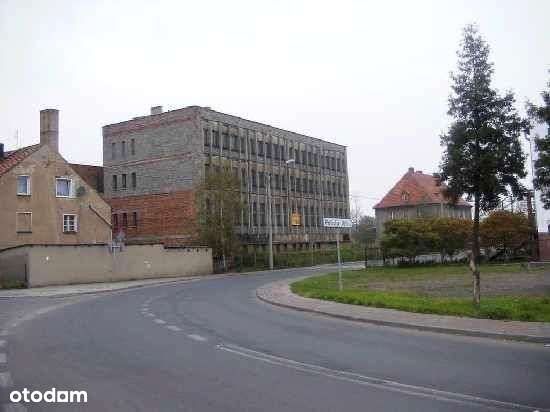 WIĄZÓW 2500 m2 działka, obiekt 2150 m2.