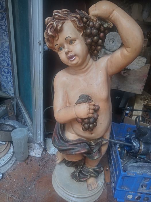 Espetaculares figuras em marfinite