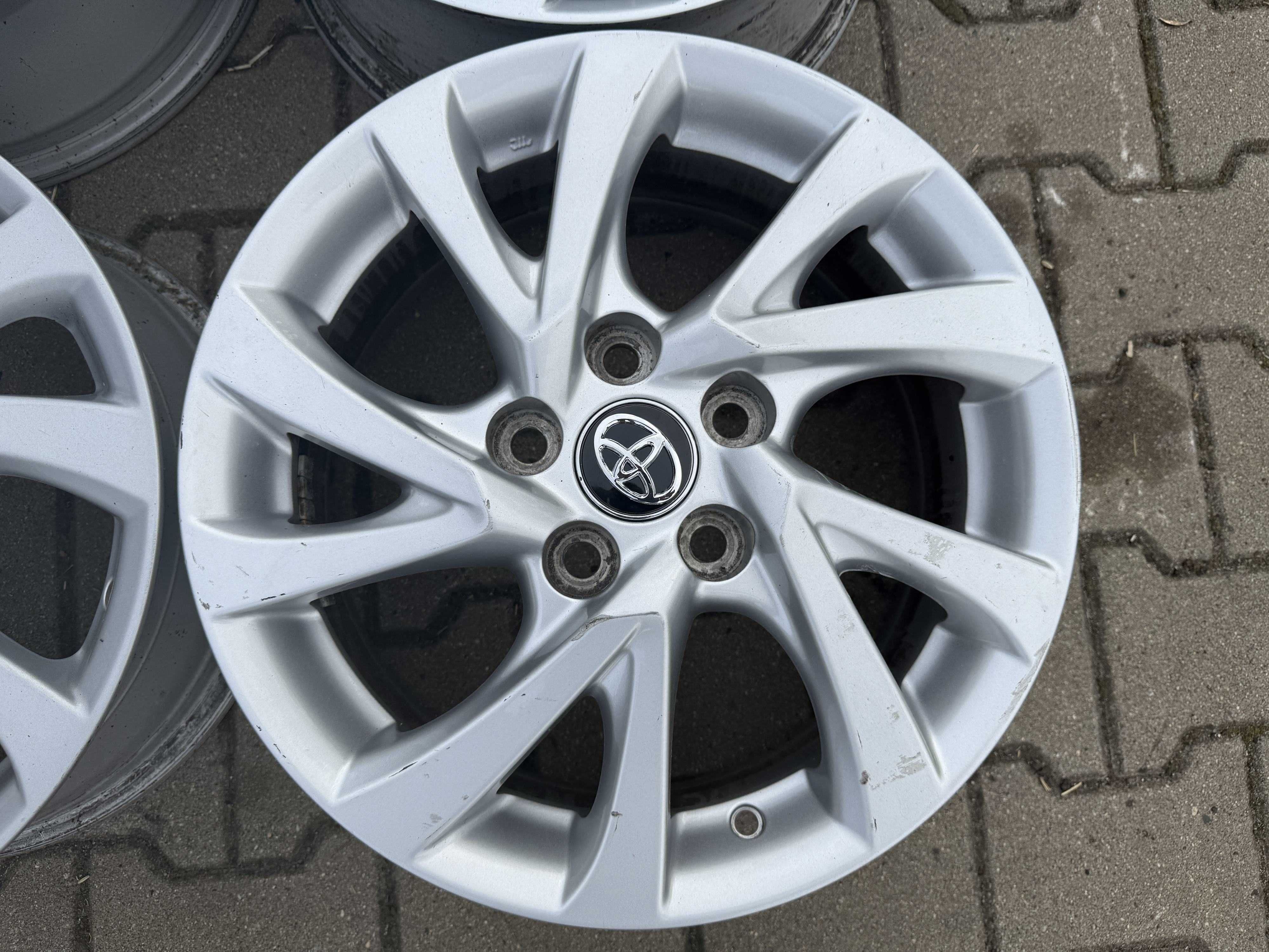 Felgi aluminiowe 16 Toyota Corolla, Auris 5x114,3