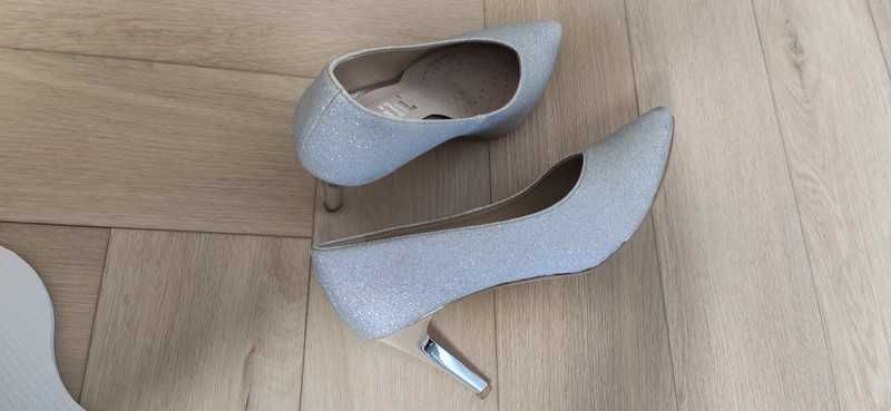 Buty szpilki srebrne brilu Aisza rozm. 39